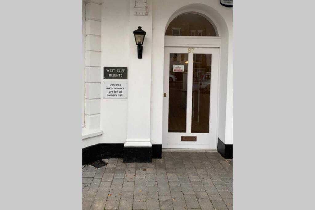 Luxury 2 Beds Apartment By The Sea Bornemouth Extérieur photo