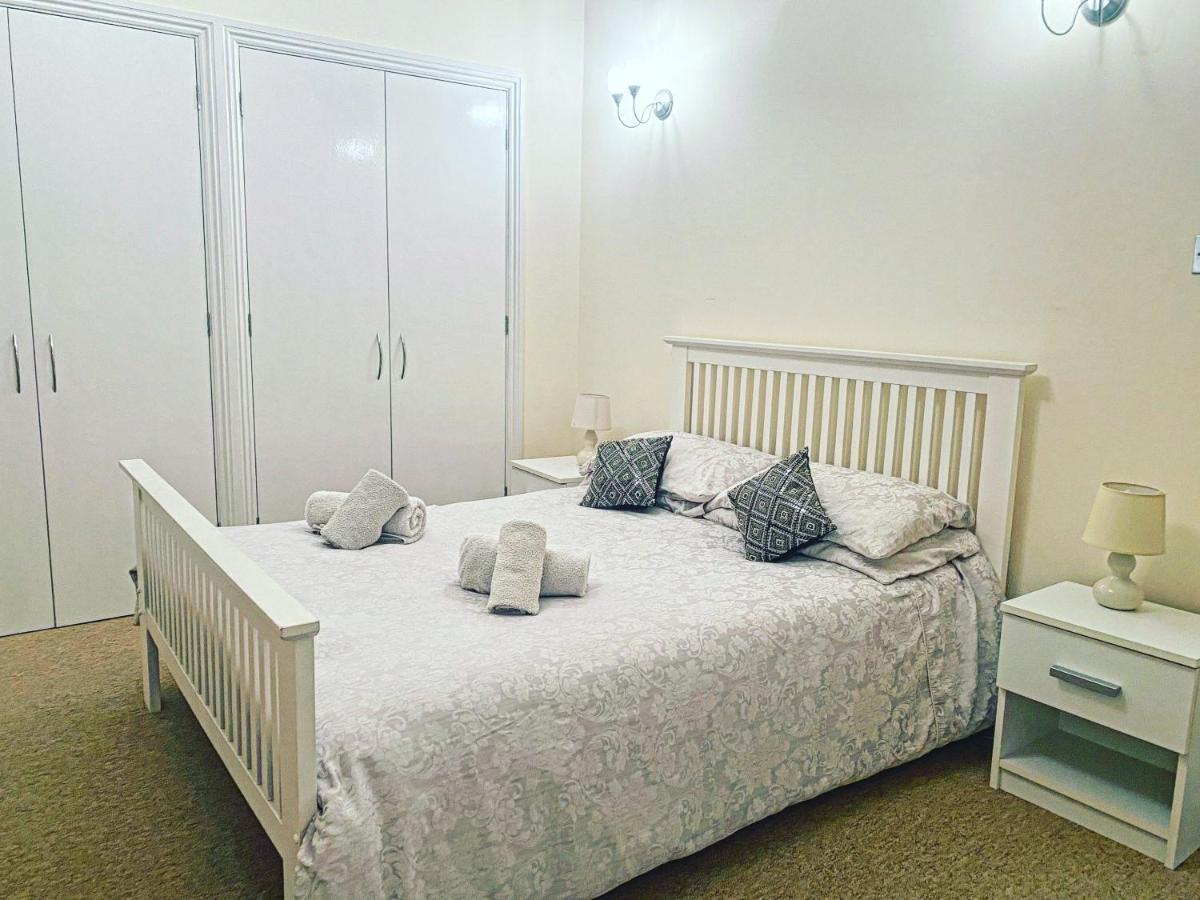 Luxury 2 Beds Apartment By The Sea Bornemouth Extérieur photo